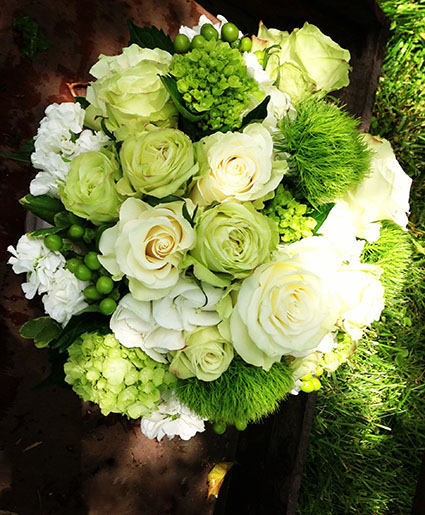 TASTEFULLY JADE BOUQUET