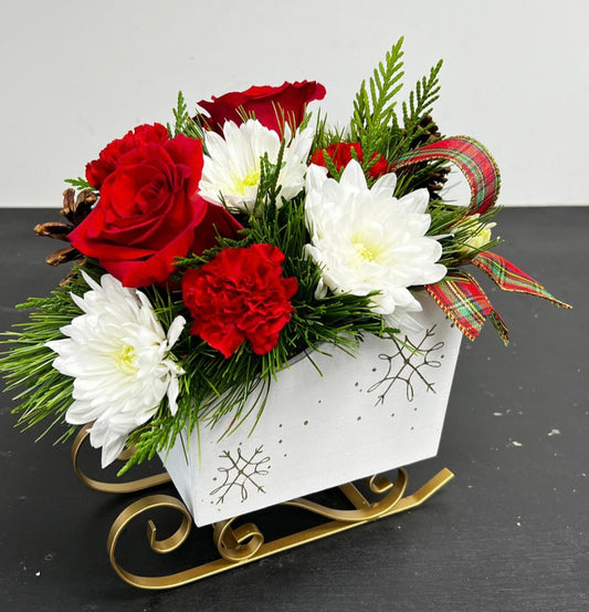 Winter Rose Sleigh Arrangement