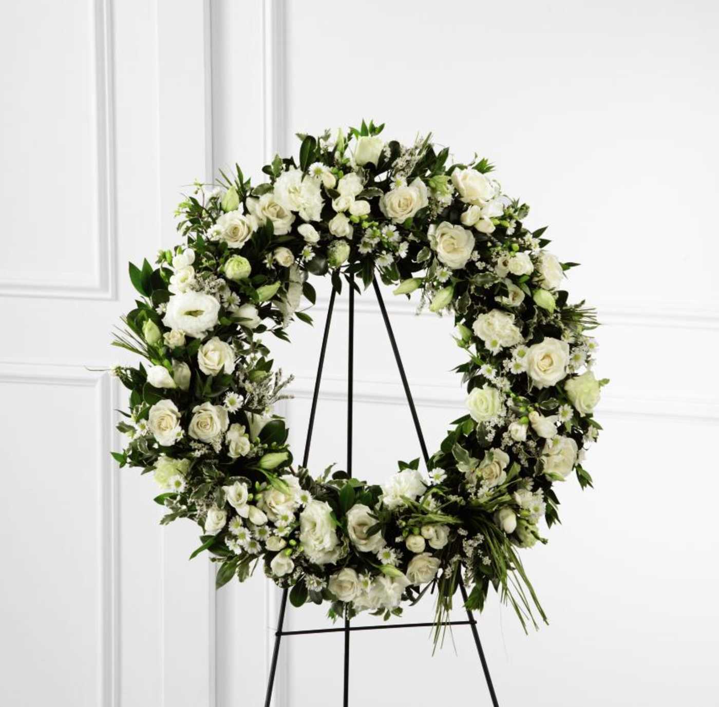FTD® Splendor Wreath