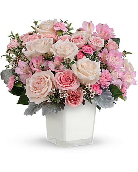 Teleflora's Oh So Lovely Bouquet