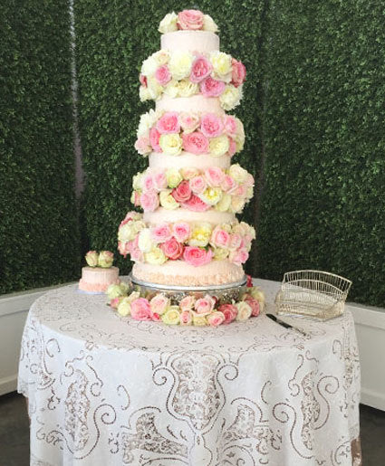 ROSEY WATERFALL WEDDING CAKE FLOWERS